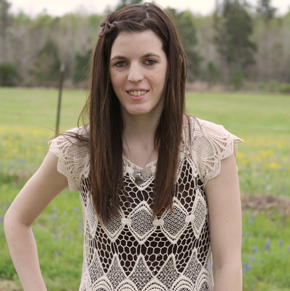 Cream crochet top - Picture 3 of 4